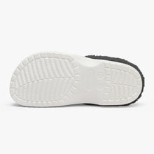 Charger l'image dans la galerie, Lined All Over Printed Clogs