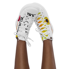 画像をギャラリービューアに読み込む, Women high top canvas shoes