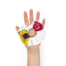 Load image into Gallery viewer, Scrunchie

