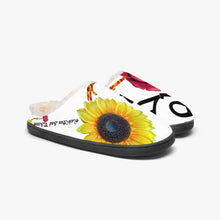Carica l&#39;immagine nel visualizzatore di Gallery, Fluffy Bedroom Slippers
