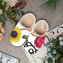 Carica l&#39;immagine nel visualizzatore di Gallery, Fluffy Bedroom Slippers
